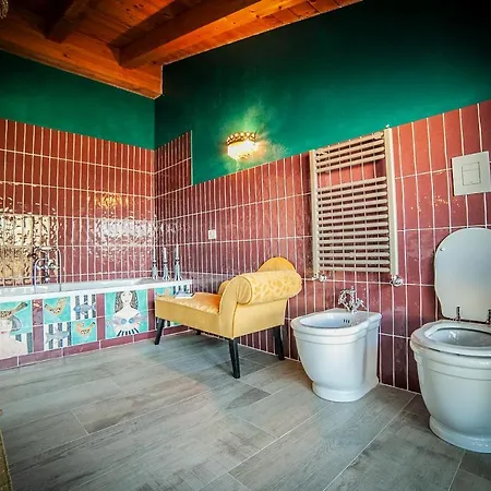 Apartment Da Ilaria Primo Piano Di Con Piscina E Parcheggio *